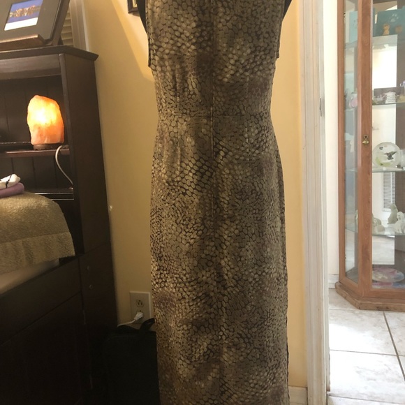 Nice and Versatile Maxi Dress - Picture 3 of 7